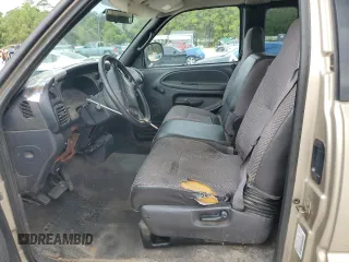 2002 Dodge Ram 2500 with VIN 3B7KC23672M223650, listed as a Copart auction lot 70655984 with 165,477 mi miles and Clean Title. Bid and sale history available at carsss.com. Image 7.