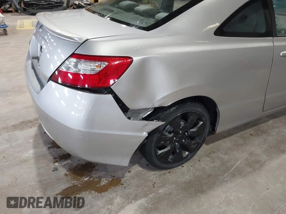 2008 Honda Civic Cpe LX with VIN 2HGFG12678H516278, listed as a IAAI auction lot 42028605 with 100,391 mi miles. Bid and sale history available at carsss.com. Image 6.