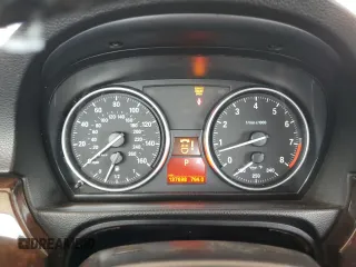 2009 BMW 3 Series 328i z VIN WBAWL13509PX26554, wystawiony jako Copart lot #53809455 z przebiegiem 137 698 mil mil oraz Szkoda całkowita • Salvage title. Historia ofert i sprzedaży dostępna na DreamBid. Obrazek 9.