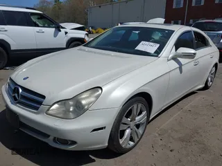 2009 Mercedes-Benz CLS 550 with VIN WDDDJ72X39A140736, listed as a IAAI auction lot 42123417 with Not provided miles and . Bid and sale history available at DreamBid. Image 2.
