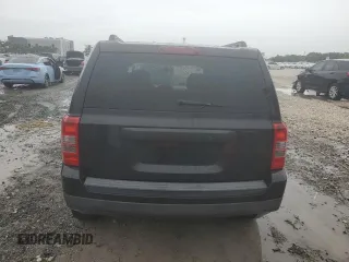 2011 Jeep Patriot Sport with VIN 1J4NT1GA8BD102704, listed as a Copart auction lot 58920445 with 125,817 mi miles and Salvage title. Bid and sale history available at DreamBid. Image 6.