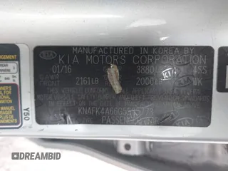 2016 Kia Forte LX with VIN KNAFK4A66G5585773, listed as a IAAI auction lot 41086399 with 1 mi miles. Bid and sale history available at carsss.com. Image 9.