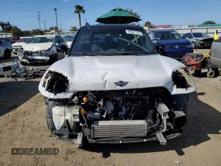 2018 MINI Countryman Cooper S with VIN WMZYT3C38J3E93236, listed as a Copart auction lot 49837715 with 45,306 mi miles and Salvage Title. Bid and sale history available at carsss.com. Image 5.