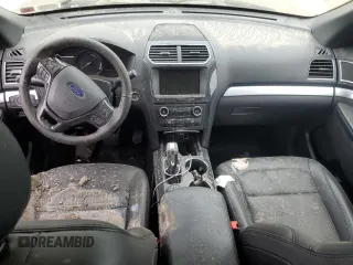 2017 Ford Explorer XLT z VIN 1FM5K8D88HGC64483, wystawiony jako Copart lot #54851925 z przebiegiem Nie podano mil oraz Szkoda całkowita • Salvage title. Historia ofert i sprzedaży dostępna na DreamBid. Obrazek 8.