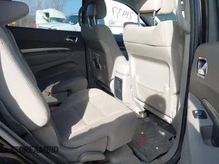 2013 Dodge Durango SXT with VIN 1C4RDJAG3DC512367, listed as a IAAI auction lot 41721437 with 176,092 mi miles. Bid and sale history available at carsss.com. Image 8.