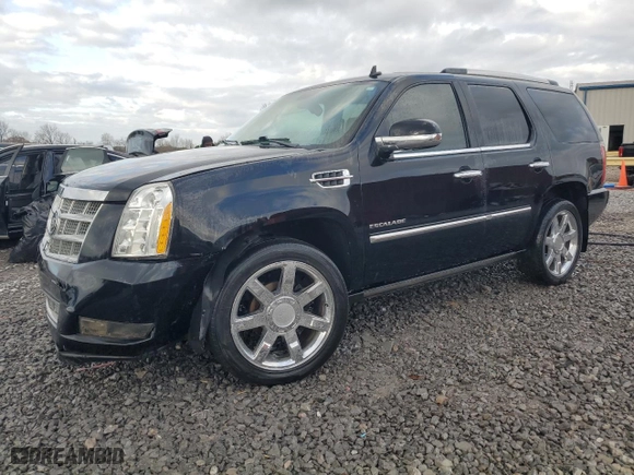 2011 Cadillac Escalade Platinum Edition with VIN 1GYS3DEFXBR345999, listed as a Copart auction lot 84712534 with 189,219 mi miles and Salvage Title. Bid and sale history available at carsss.com. Image 1.