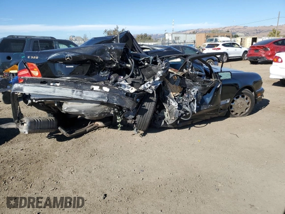 1998 Mercedes-Benz E 320 with VIN WDBJF65F8WA591263, listed as a Copart auction lot 77790804 with 204,821 mi miles and Non Repairable. Bid and sale history available at DreamBid. Image 3.