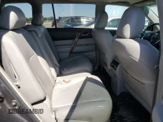 2010 Toyota Highlander Limited with VIN 5TDDK3EH6AS002572, listed as a Copart auction lot 55989285 with 197,536 mi miles and Salvage title. Bid and sale history available at DreamBid. Image 11.