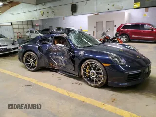 2017 Porsche 911 Turbo S with VIN WP0AD2A97HS166727, listed as a Copart auction lot 39669443 with 0 mi miles. Bid and sale history available at carsss.com. Image 4.