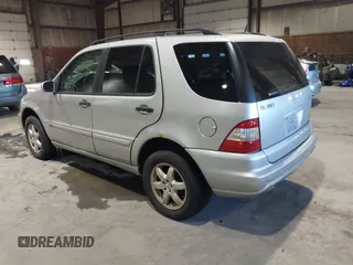 2004 Mercedes-Benz M 350 with VIN 4JGAB57E54A511745, listed as a IAAI auction lot 41172192 with 179,048 mi miles and . Bid and sale history available at carsss.com. Image 3.