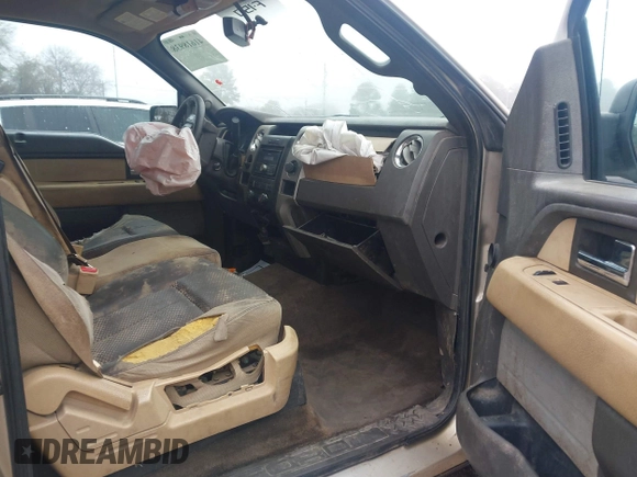 2012 Ford F-150 XL with VIN 1FTFW1CF4CKD95064, listed as a IAAI auction lot 41618938 with 247,129 mi miles. Bid and sale history available at carsss.com. Image 5.