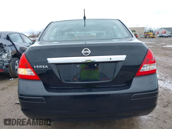 2011 Nissan Versa 1.8 S with VIN 3N1BC1AP7BL378133, listed as a IAAI auction lot 41917425 with 124,228 mi miles. Bid and sale history available at carsss.com. Image 16.