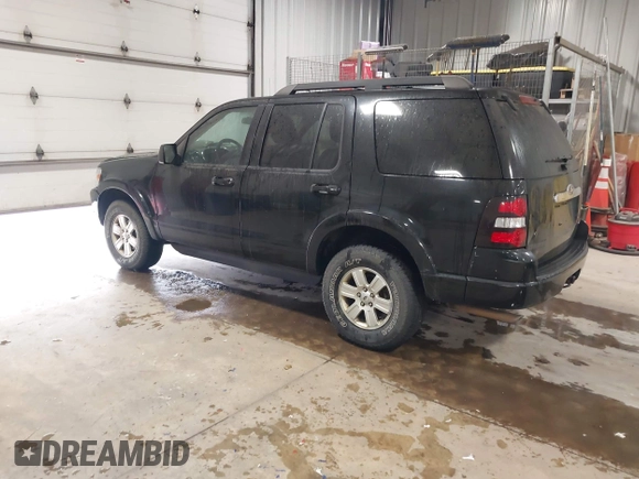 2010 Ford Explorer XLT with VIN 1FMEU7DE8AUA66732, listed as a IAAI auction lot 42056247 with 249,962 mi miles and . Bid and sale history available at DreamBid. Image 3.