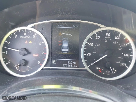 2016 Nissan Sentra SR with VIN 3N1AB7AP2GL684312, listed as a IAAI auction lot 41640898 with 177,468 mi miles. Bid and sale history available at carsss.com. Image 7.