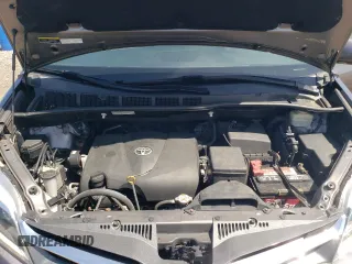2018 Toyota Sienna XLE z VIN 5TDDZ3DC2JS200440, wystawiony jako Copart lot #54731805 z przebiegiem 80 636 mil mil oraz Szkoda całkowita • Salvage title. Historia ofert i sprzedaży dostępna na DreamBid. Obrazek 12.
