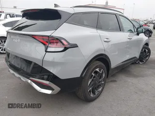 2025 Kia Sportage SX-Prestige z VIN 5XYK53DF4SG253958, wystawiony jako IAAI lot #41839577 z przebiegiem 8 205 mil mil oraz . Historia ofert i sprzedaży dostępna na DreamBid. Obrazek 4.