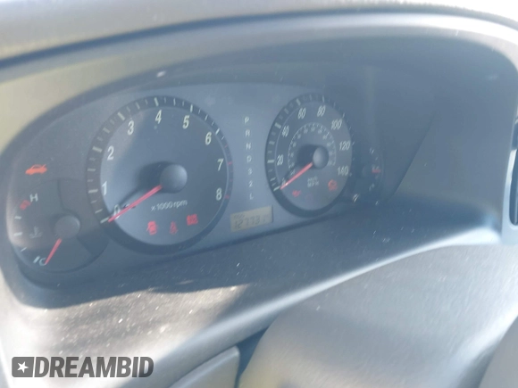 2005 Hyundai Elantra GLS z VIN KMHDN46D25U008262, wystawiony jako IAAI lot #41282976 z przebiegiem 127 731 mil mil oraz . Historia ofert i sprzedaży dostępna na DreamBid. Obrazek 7.