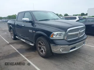 2016 Ram 1500 Laramie z VIN 1C6RR7NT7GS260054, wystawiony jako IAAI lot #42223588 z przebiegiem 179 616 mil mil oraz . Historia ofert i sprzedaży dostępna na DreamBid. Obrazek 1.