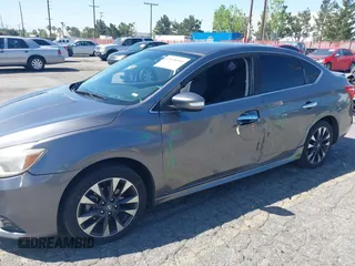 2019 Nissan Sentra S z VIN 3N1AB7AP9KY352430, wystawiony jako IAAI lot #42018960 z przebiegiem 77 266 mil mil oraz . Historia ofert i sprzedaży dostępna na DreamBid. Obrazek 6.