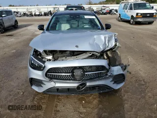 2022 Mercedes-Benz E-Class E 350 with VIN W1KZF8DB8NB075739, listed as a Copart auction lot 84028124 with 23,405 mi miles and Salvage Title. Bid and sale history available at carsss.com. Image 5.