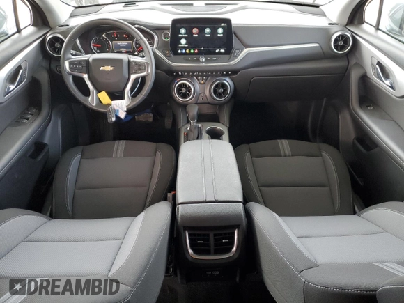 2025 Chevrolet Blazer LT с VIN 3GNKBHR47SS205325, выставлен на аукционе Copart как лот 63508135 с пробегом 1 977 миль миль и Чистый • Clean title. История ставок и продаж доступна на DreamBid. Изображение 8.