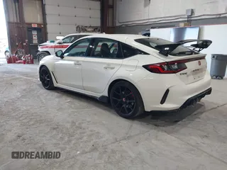 2024 Honda Civic Type R z VIN JHMFL5G47RX003469, wystawiony jako IAAI lot #42035698 z przebiegiem 20 572 mil mil oraz . Historia ofert i sprzedaży dostępna na DreamBid. Obrazek 3.