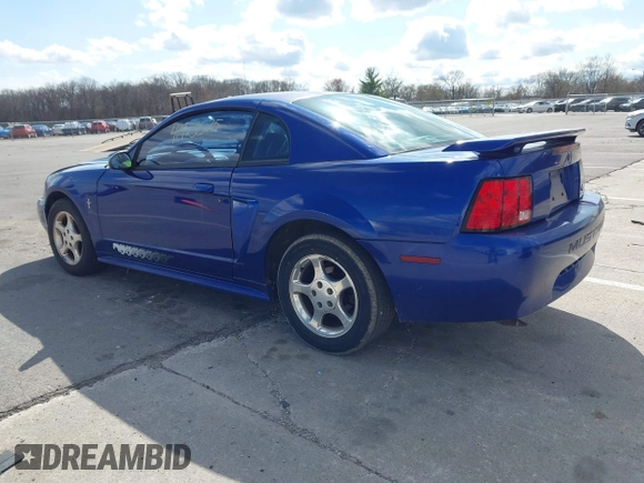 2003 Ford Mustang Standard with VIN 1FAFP40473F388884, listed as a IAAI auction lot 41973575 with 169,407 mi miles. Bid and sale history available at carsss.com. Image 3.