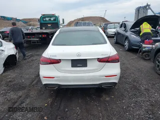 2021 Mercedes-Benz E 350 with VIN W1KZF8EB6MB001569, listed as a IAAI auction lot 41651693 with 35,156 mi miles and . Bid and sale history available at DreamBid. Image 16.