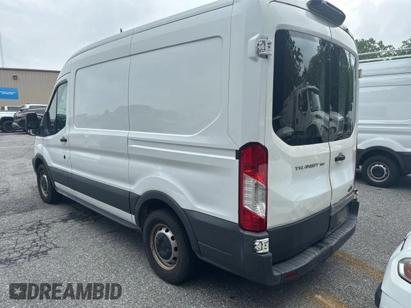 2018 Ford Transit with VIN 1FTYE1CM0JKA08176, listed as a IAAI auction lot 42727683 with 287,555 mi miles and . Bid and sale history available at DreamBid. Image 3.