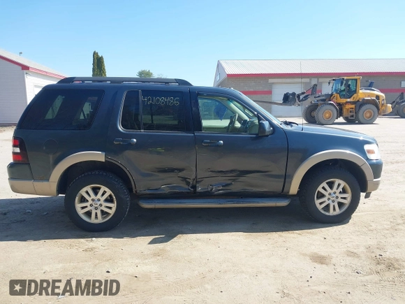 2010 Ford Explorer Eddie Bauer z VIN 1FMEU7EE1AUA97772, wystawiony jako IAAI lot #42108486 z przebiegiem 242 520 mil mil oraz . Historia ofert i sprzedaży dostępna na DreamBid. Obrazek 14.