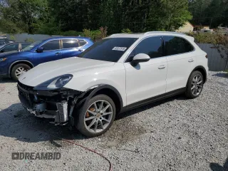 2020 Porsche Cayenne z VIN WP1AA2AY3LDA00359, wystawiony jako Copart lot #53337515 z przebiegiem Nie podano mil oraz Szkody całkowita. Historia ofert i sprzedaży dostępna na DreamBid. Obrazek 1.
