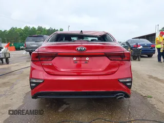 2019 Kia Forte LXS z VIN 3KPF24AD4KE063447, wystawiony jako IAAI lot #42278872 z przebiegiem 70 362 mil mil oraz . Historia ofert i sprzedaży dostępna na DreamBid. Obrazek 17.