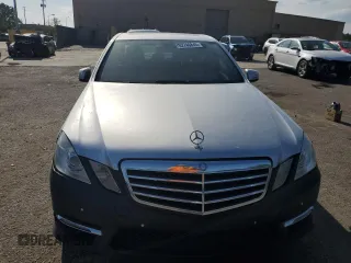 2013 Mercedes-Benz E 400 Sport with VIN WDDHF9FBXDA746251, listed as a Copart auction lot 52746845 with 125,314 mi miles and Salvage Title. Bid and sale history available at DreamBid. Image 5.
