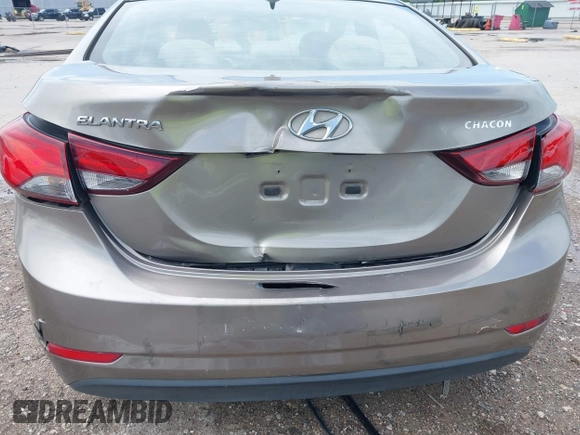 2016 Hyundai Elantra SE z VIN 5NPDH4AEXGH797608, wystawiony jako IAAI lot #42432065 z przebiegiem 139 861 mil mil oraz . Historia ofert i sprzedaży dostępna na DreamBid. Obrazek 6.