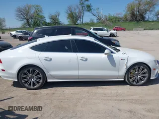 2012 Audi A7 Prestige с VIN WAU2GAFC9CN105796, выставлен на аукционе IAAI как лот 42227252 с пробегом 113 312 миль миль и . История ставок и продаж доступна на DreamBid. Изображение 14.