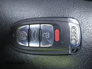 2012 Audi A4 Premium Plus с VIN WAUFFAFL2CN012462, выставлен на аукционе IAAI как лот 42084553 с пробегом 113 271 миль миль и . История ставок и продаж доступна на DreamBid. Изображение 11.