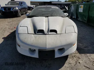 1996 Pontiac Firebird Formula with VIN 2G2FV22P7T2224391, listed as a Copart auction lot 49730685 with 176,552 mi miles and Clean Title. Bid and sale history available at carsss.com. Image 5.