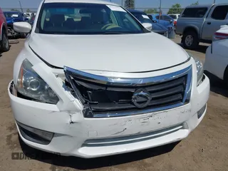 2013 Nissan Altima SV with VIN 1N4AL3APXDC102487, listed as a IAAI auction lot 42179813 with 120,218 mi miles and . Bid and sale history available at carsss.com. Image 6.