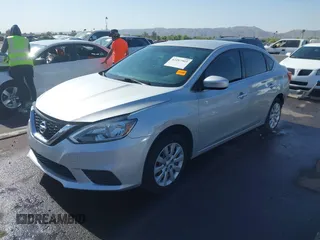 2017 Nissan Sentra S z VIN 3N1AB7AP9HY277592, wystawiony jako IAAI lot #42287903 z przebiegiem 186 876 mil mil oraz . Historia ofert i sprzedaży dostępna na DreamBid. Obrazek 18.