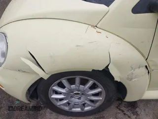 2005 Volkswagen Beetle GLS с VIN 3VWCM31Y55M312503, выставлен на аукционе IAAI как лот 41972195 с пробегом 59 671 миль миль и . История ставок и продаж доступна на DreamBid. Изображение 13.