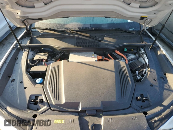 2021 Audi e-tron Sportback Prestige z VIN WA13AAGE8MB029865, wystawiony jako Copart lot #75906044 z przebiegiem Nie podano mil oraz Nie do naprawy. Historia ofert i sprzedaży dostępna na DreamBid. Obrazek 11.
