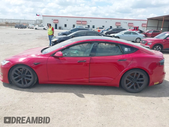 2022 Tesla Model S with VIN 5YJSA1E58NF463643, listed as a IAAI auction lot 41861483 with Not Provided miles and . Bid and sale history available at DreamBid. Image 13.