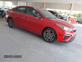 2019 Kia Forte S z VIN 3KPF34AD8KE024941, wystawiony jako IAAI lot #42100666 z przebiegiem 67 587 mil mil oraz . Historia ofert i sprzedaży dostępna na DreamBid. Obrazek 1.