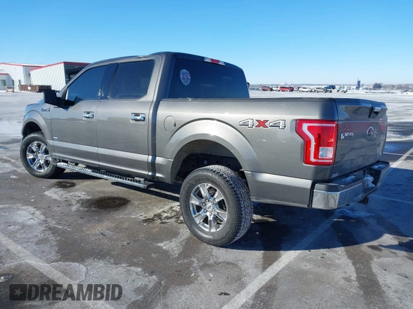 2015 Ford F-150 XLT with VIN 1FTEW1EG5FKF22006, listed as a IAAI auction lot 41637056 with 112,235 mi miles. Bid and sale history available at carsss.com. Image 3.