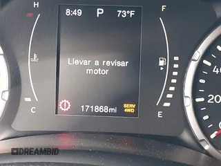 2015 Jeep Renegade Latitude z VIN ZACCJBBT1FPB33219, wystawiony jako IAAI lot #42219442 z przebiegiem 171 868 mil mil oraz . Historia ofert i sprzedaży dostępna na DreamBid. Obrazek 15.
