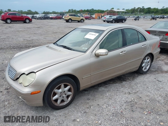 2003 Mercedes-Benz C 240 z VIN WDBRF61J43E013131, wystawiony jako IAAI lot #42036541 z przebiegiem Nie podano mil oraz . Historia ofert i sprzedaży dostępna na DreamBid. Obrazek 2.