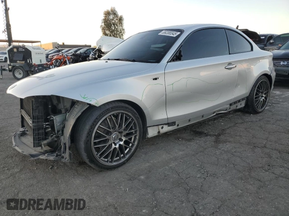 2009 BMW 1 Series 128i with VIN WBAUP73589VK76310, listed as a Copart auction lot 89200345 with 85,533 mi miles and Salvage Title. Bid and sale history available at carsss.com. Image 1.