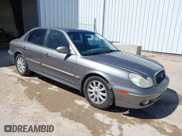 2003 Hyundai Sonata GLS with VIN KMHWF35H03A895363, listed as a IAAI auction lot 42149203 with 152,173 mi miles. Bid and sale history available at carsss.com. Image 1.