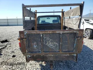 1992 Toyota Pickup DLX z VIN JT4VN13D5N5098643, wystawiony jako Copart lot #68855044 z przebiegiem 211 275 mil mil oraz Szkoda całkowita • Salvage title. Historia ofert i sprzedaży dostępna na DreamBid. Obrazek 6.