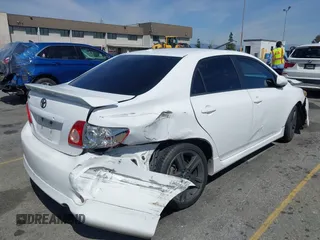 2009 Toyota Corolla XRS with VIN 1NXBE40E89Z103410, listed as a IAAI auction lot 41839013 with 206,651 mi miles. Bid and sale history available at carsss.com. Image 4.